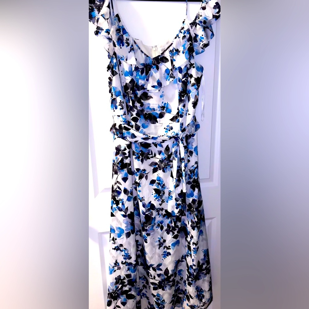 Plus size dress